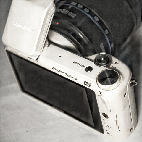 Samsung Mirror Less Camera NX2000 with 50-200mm Lens - Best Price In Pakistan